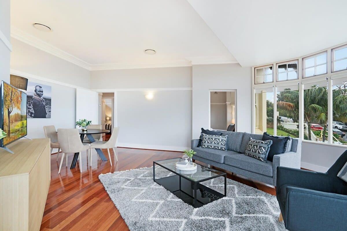 Huge Harbour View Apartment In Historic Home Cité de Cité de Sydney Extérieur photo