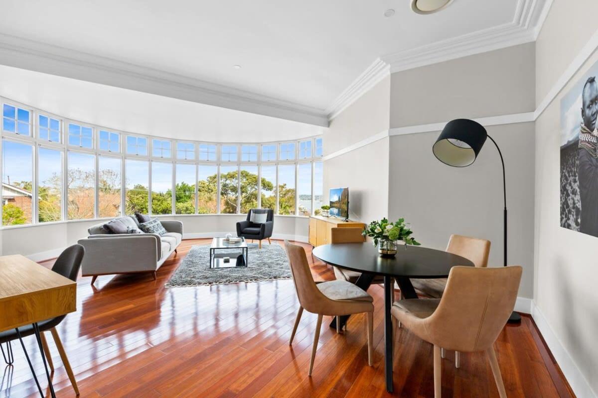 Huge Harbour View Apartment In Historic Home Cité de Cité de Sydney Extérieur photo